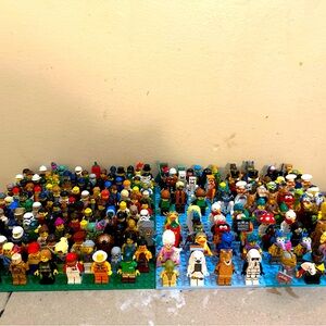 200 lego mini figures
